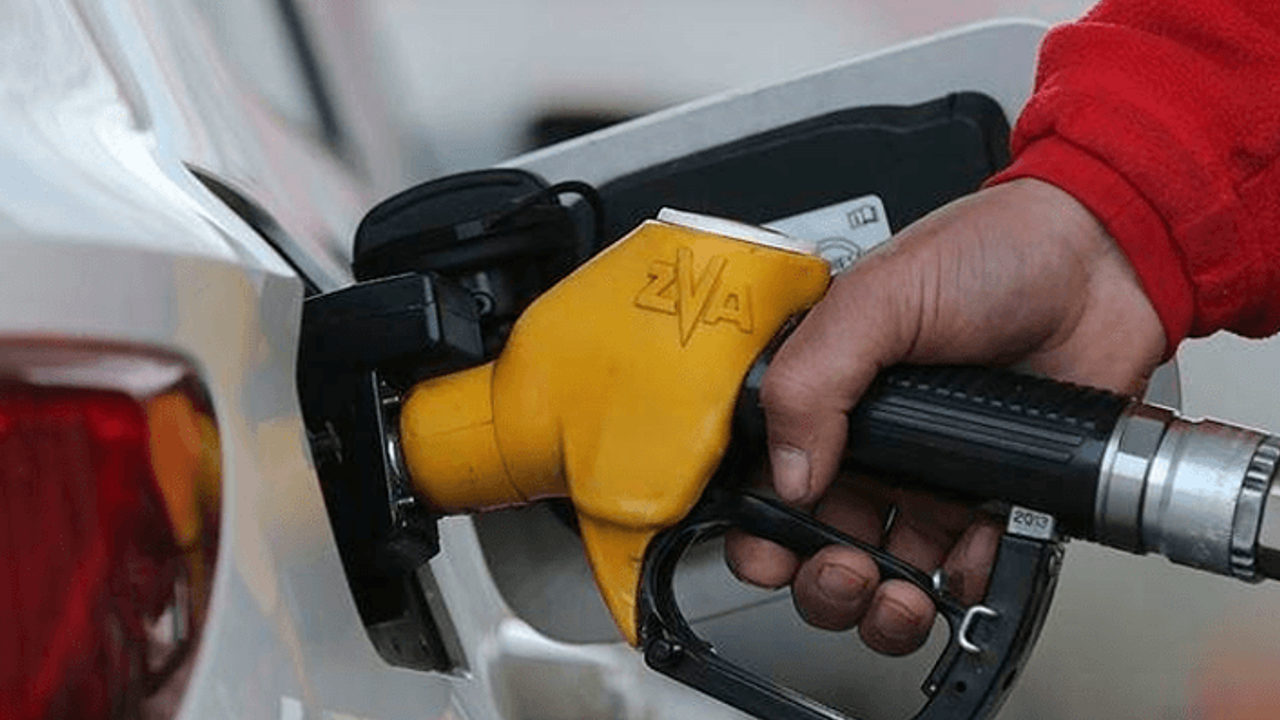 Benzin, motorin ve LPG'ye dolar zammı