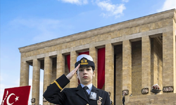 Büyük Önder Atatürk için Anıtkabir'de devlet töreni