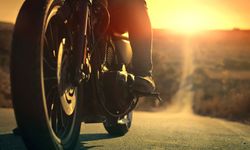 Motosiklet sürücülerine "koruyucu eldiven" şartı