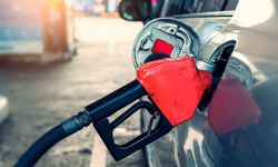 Akaryakıt fiyatlarına 2.40 TL'lik zam geldi