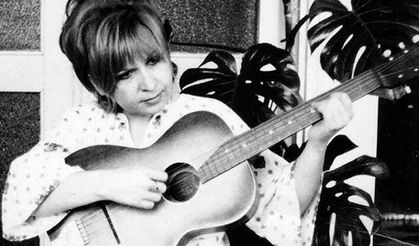 Usta söz yazarlarından Ülkü Aker hayatını kaybetti