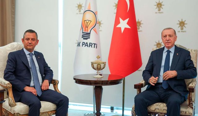 Cumhurbaşkanı Erdoğan ve CHP Lideri Özel bir araya geldi