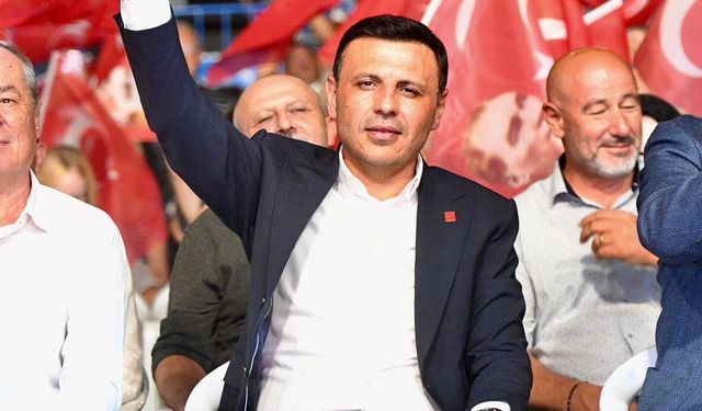 CHP İstanbul İl Yönetimi görevden alındı