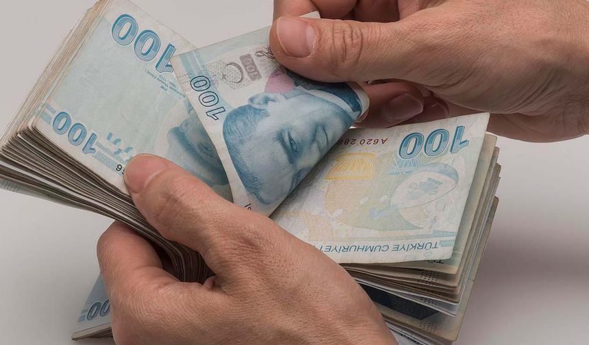 En düşük emekli maaşı için konuşulan rakam!