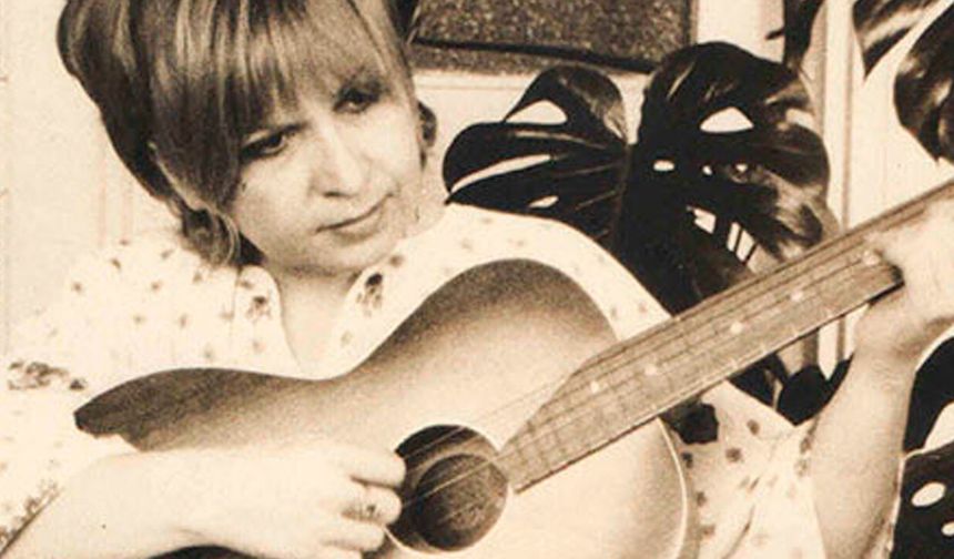 Usta söz yazarlarından Ülkü Aker hayatını kaybetti