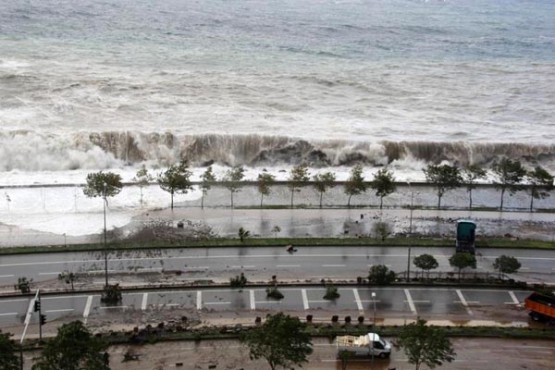 Giresun'da kabus gibi fırtına!