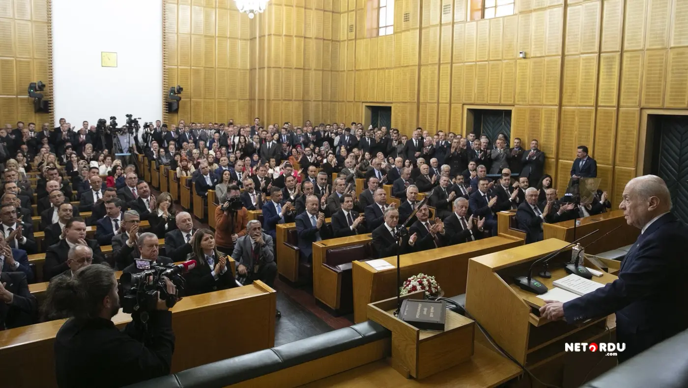 Mhp Lideri Bahceliden Tarihi Tarim Manifestosu 1C
