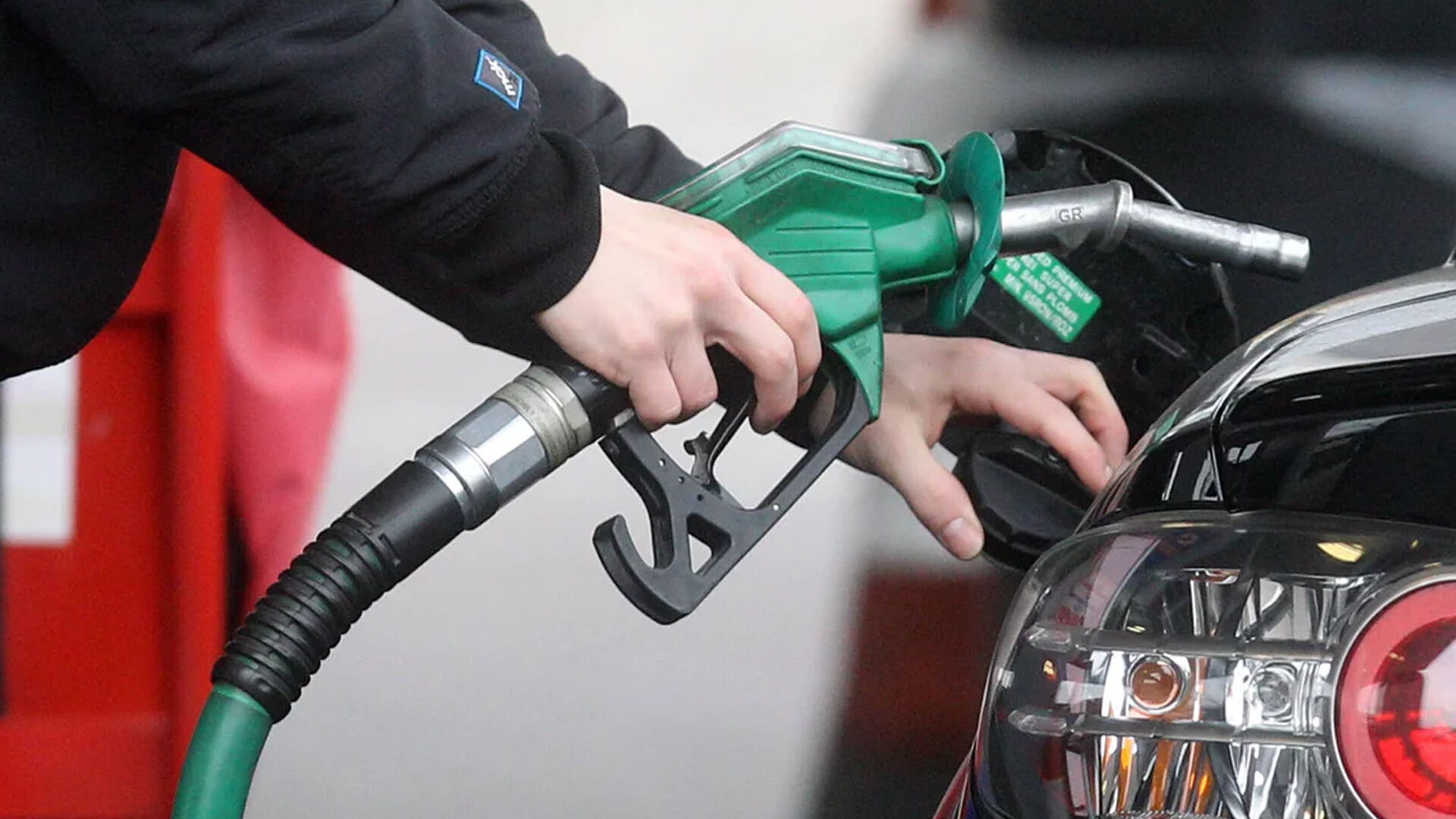 Motorinin litre fiyatı 90 TL'yi zorluyor
